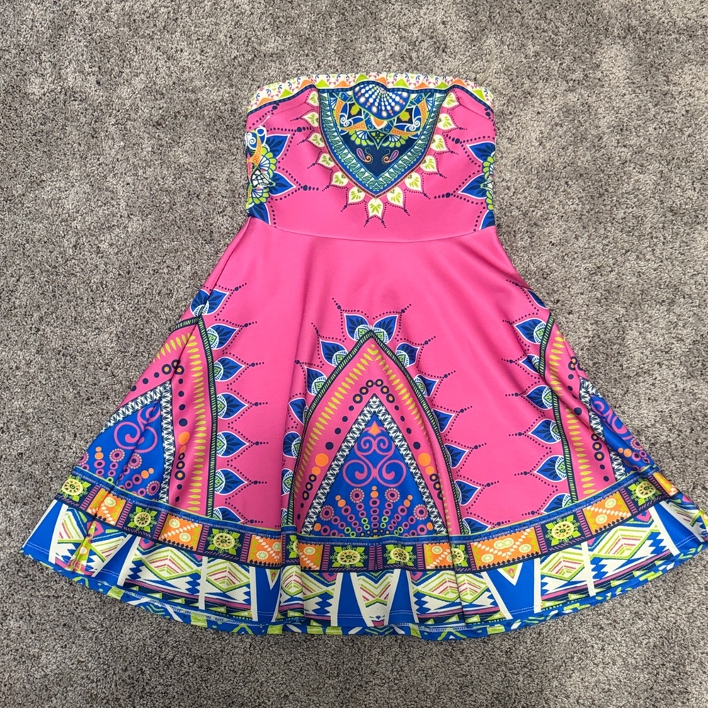 Bright Pink Strapless Dress with Multicolor Geometric Print